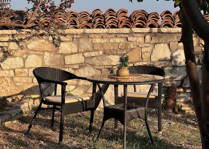 Color - South Paradise 6 Himare